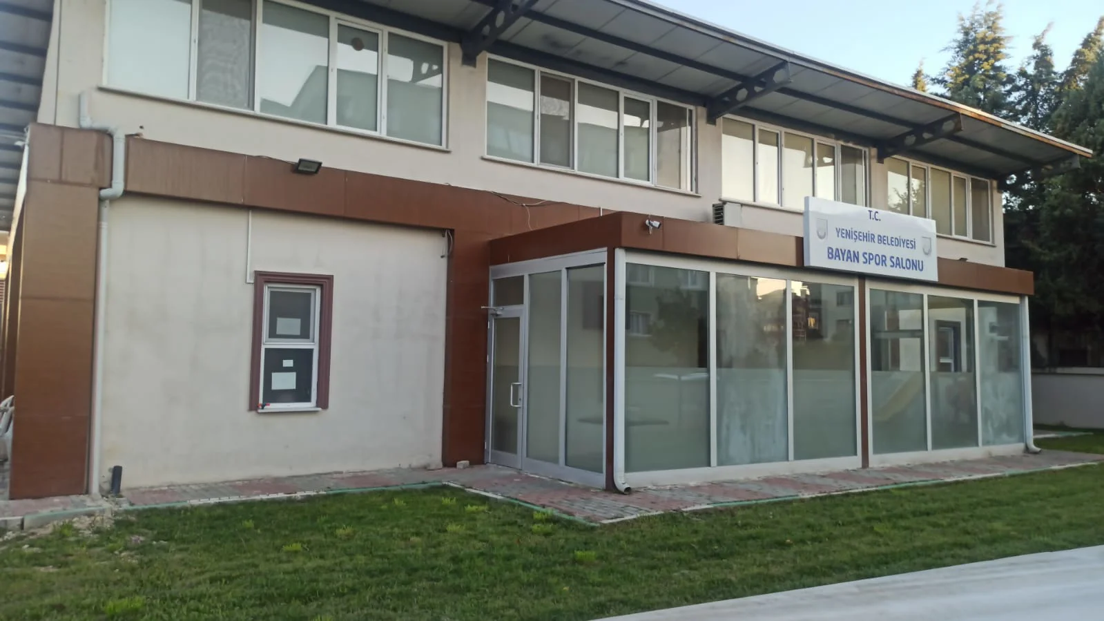Kadın Spor Salonu